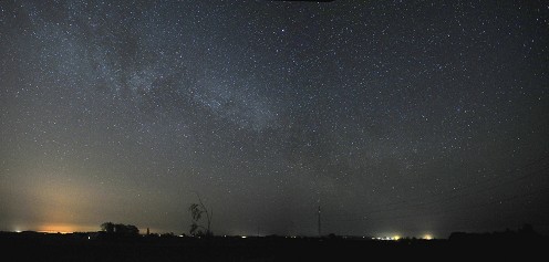 Stjernehimlen over M&oslash;n. Foto: Tom Axelsen